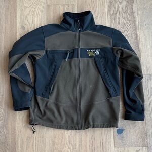 Mountain Hardwear Men's Black and Olive Performance Jacket